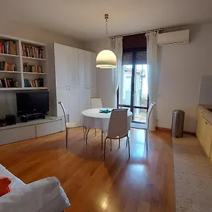 Apartment Marconi - Porta Leoni, Verona
