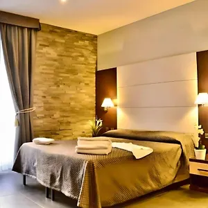 Castle Termini Гостевой дом Рим
