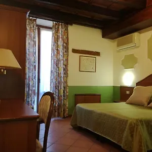 2* Hotel Cavour